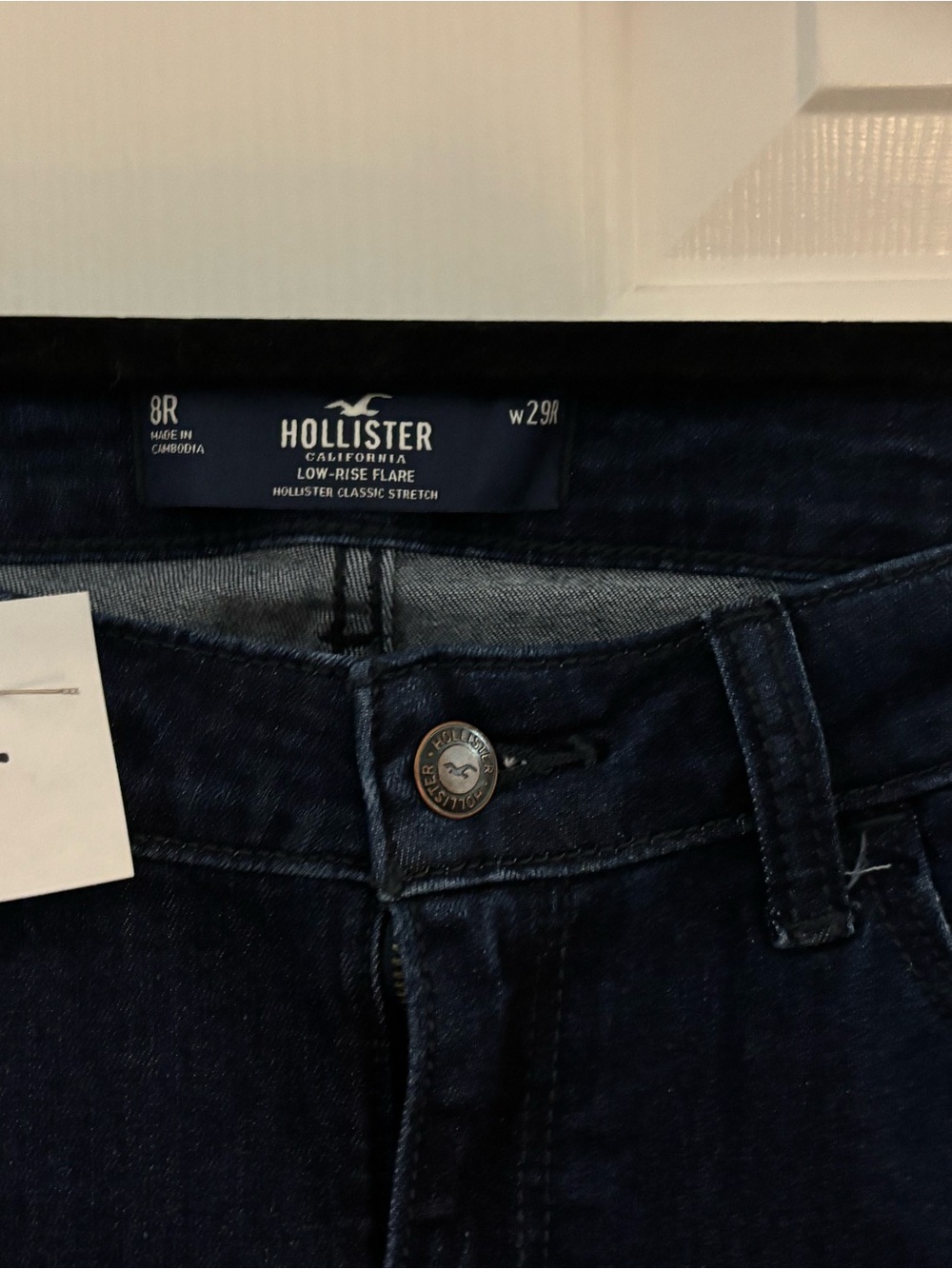 Hollister Low Rise Flare- dark wash